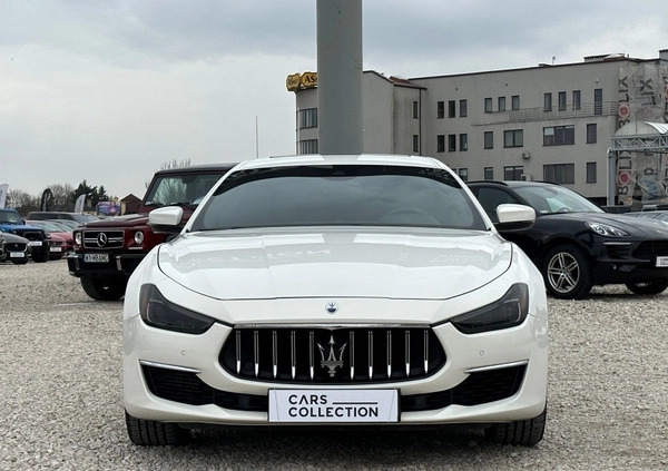 Maserati Ghibli cena 149900 przebieg: 41605, rok produkcji 2018 z Maków Mazowiecki małe 232